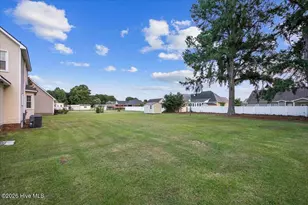 300 Trappers Wood Dr, Goldsboro, NC 27530 - Photo 6