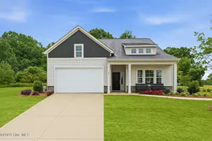 186 Mayflower Dr NW, Calabash, NC 28467 - Photo 1