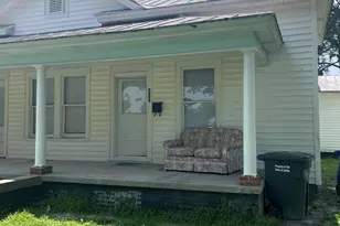 423 Snow Hill St, Ayden, NC 28513 - Photo 2