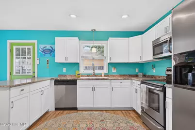 112 NE 51st Street, Oak Island, NC 28465 - Photo 18