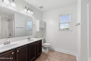406 Amaryllis Ln, Holly Ridge, NC 28445 - Photo 8
