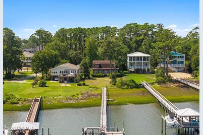 2404 W Yacht Drive, Oak Island, NC 28465 - Photo 8