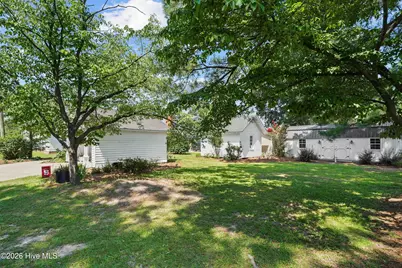 500 W Main Street, Mount Olive, NC 28365 - Photo 8