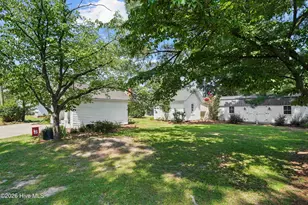 500 W Main St, Mount Olive, NC 28365 - Photo 8