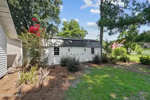 500 W Main St, Mount Olive, NC 28365 - Photo 10