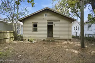 207 N 12th St, Wilmington, NC 28401 - Photo 16