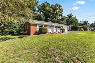 139 Greencrest Cir, Jacksonville, NC 28540 - Photo 2