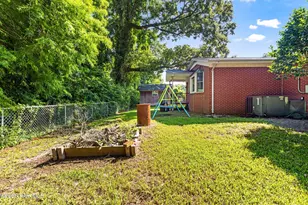 139 Greencrest Cir, Jacksonville, NC 28540 - Photo 32