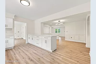 639 W Shore Drive, Swansboro, NC 28584 - Photo 10
