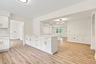 639 W Shore Dr, Swansboro, NC 28584 - Photo 10