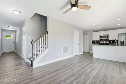 935 W Illinois Avenue, Southern Pines, NC 28387 - Photo 22