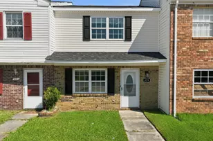 629 Myrtlewood Cir, Jacksonville, NC 28546 - Photo 1
