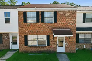 206 Myrtlewood Cir, Jacksonville, NC 28546 - Photo 1