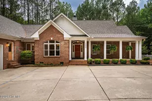 1624 Rosebriar Pl, Hillsborough, NC 27278 - Photo 2