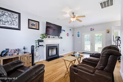 231 Silver Hills Drive, Jacksonville, NC 28546 - Photo 10