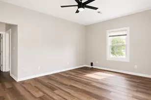 1100 Churchill Ave SW, Wilson, NC 27893 - Photo 8
