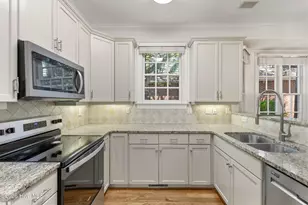 8313 Vintage Club Cir, Wilmington, NC 28411 - Photo 14