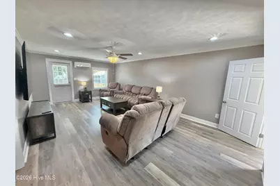 206 Crestwood Drive, Snow Hill, NC 28580 - Photo 6