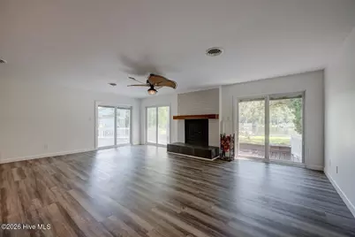 5724 Gondolier Drive, New Bern, NC 28560 - Photo 18