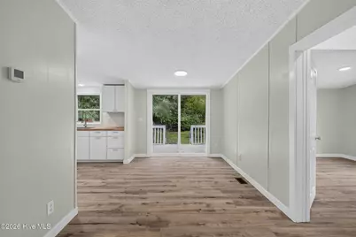 145 Bellhammon Forest Drive, Rocky Point, NC 28457 - Photo 8