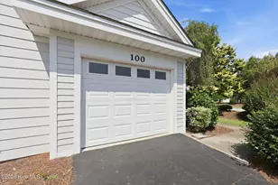 100 Jasmine Ct, Morehead City, NC 28557 - Photo 4