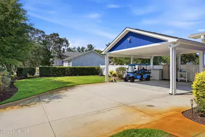 133 NE 29th Street, Oak Island, NC 28465 - Photo 4