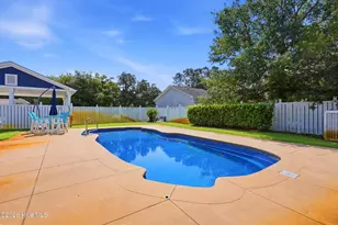 133 NE 29th St, Oak Island, NC 28465 - Photo 36