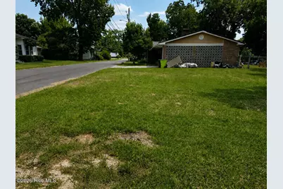 1221 Main Street, New Bern, NC 28560 - Photo 4
