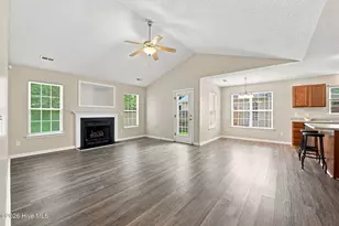 4712 Corena Dr, New Bern, NC 28562 - Photo 4
