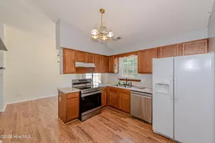 106 Linden Rd, Richlands, NC 28574 - Photo 14