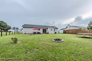 106 Linden Rd, Richlands, NC 28574 - Photo 6