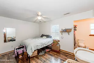 106 Linden Rd, Richlands, NC 28574 - Photo 32