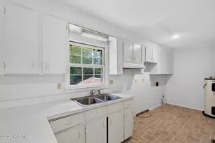 8206 Sidbury Rd, Wilmington, NC 28411 - Photo 14