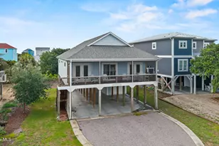 1611 E Pelican Dr, Oak Island, NC 28465 - Photo 36