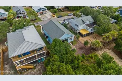 1611 E Pelican Drive, Oak Island, NC 28465 - Photo 40