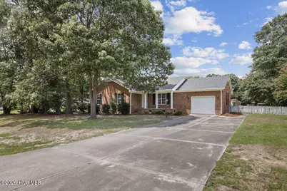 2495 Stratford Drive, La Grange, NC 28551 - Photo 4