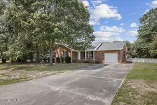 2495 Stratford Dr, La Grange, NC 28551 - Photo 4