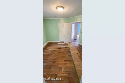 9 E Bayshore Boulevard, Jacksonville, NC 28540 - Photo 6