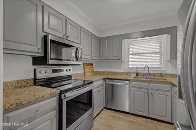 706 N Lumina Avenue, Wrightsville Beach, NC 28480 - Photo 10
