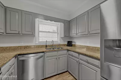 706 N Lumina Avenue, Wrightsville Beach, NC 28480 - Photo 14