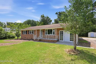 2554 E Forest Drive, Newport, NC 28570 - Photo 2