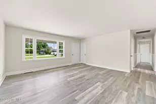 2554 E Forest Dr, Newport, NC 28570 - Photo 4