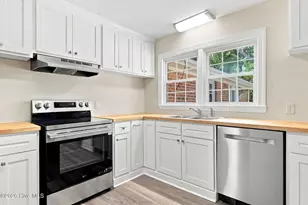 2554 E Forest Dr, Newport, NC 28570 - Photo 8