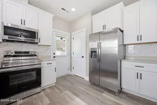 649 Abigail Taylor Dr, Greenville, NC 27834 - Photo 6