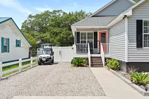 157 NE 3rd St, Oak Island, NC 28465 - Photo 6
