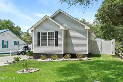 157 NE 3rd Street, Oak Island, NC 28465 - Photo 8