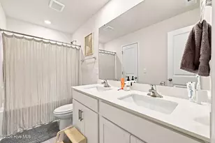 2570 Summersby Dr, Mebane, NC 27302 - Photo 18
