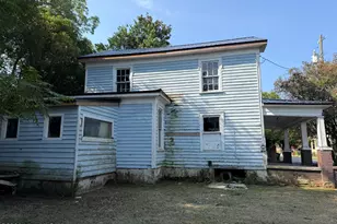 207 N Pierce St, Washington, NC 27889 - Photo 2