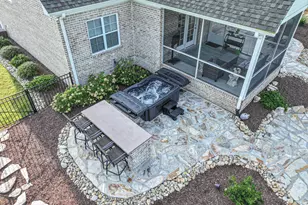 2715 Frances Ct, Grimesland, NC 27837 - Photo 10