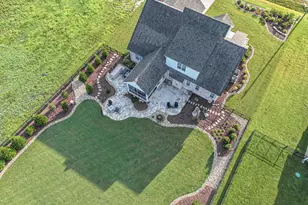 2715 Frances Ct, Grimesland, NC 27837 - Photo 12